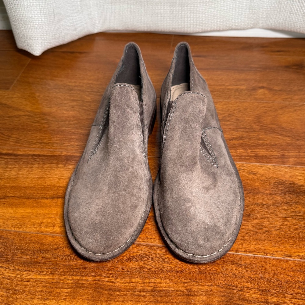 Clarks Women’s Cabaret City Taupe Suede Leather Slip On Shoes